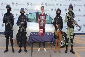 Policía de Puebla, Amozoc y Guardia Nacional detienen a dos narcovendedores