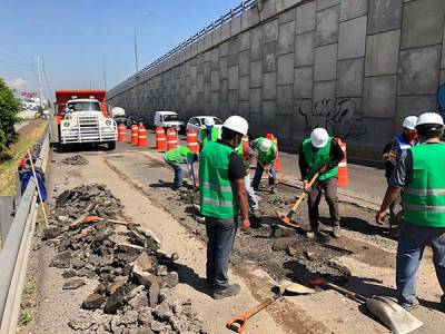 Precaución: cortes de circulación bajo puente de la autopista México-Puebla por obras