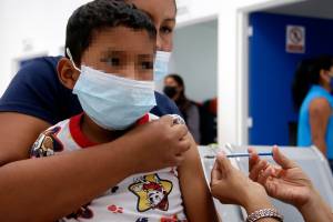 Amplían vacunación COVID en Puebla y tres municipios para niños de 12 años