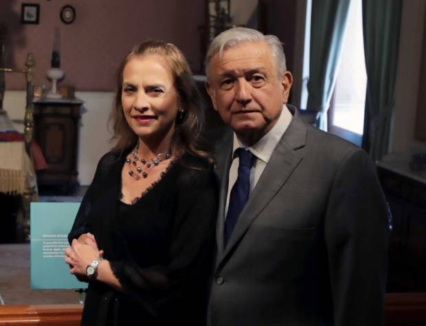 AMLO se deslinda de contradicciones de su esposa sobre paro nacional de mujeres