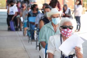 Hallan anomalías en pago de becas y pensiones de AMLO en Puebla