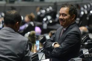 Ignacio Mier no sirve para parlamentario, critica Barbosa tras yerro en reforma electoral