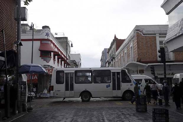 Buscan generar cambios de rutas de transporte público en el Centro Histórico de Puebla