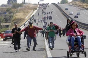 FOTOS: Migrantes inician segunda jornada de recorrido por Puebla