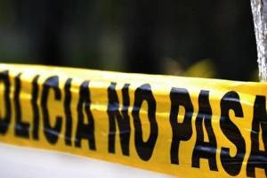 Sujeto asesina a balazos a dueño de negocio de teléfonos celulares en Tochtepec