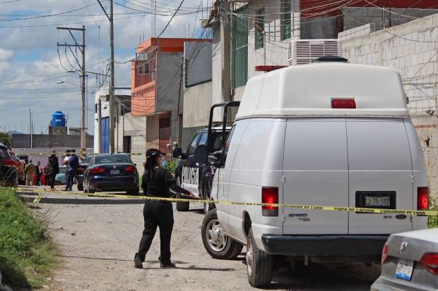 Un muerto y dos heridos, saldo de un asalto a panadería en San Pablo Xochimehuacán