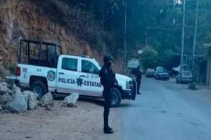 Enfrentamiento en sierra de Guerrero deja cinco muertos; liberan a 32 policías retenidos