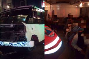 Al menos ocho lesionados dejó colisión entre unidades de transporte público en Puebla