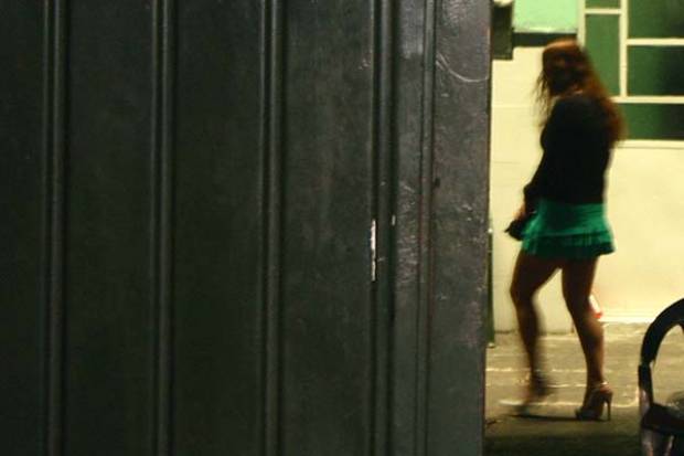 Presentarán evidencia sobre colusión entre ex ediles y prostitución en Puebla