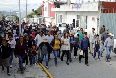 Claudia Rivera llevó jornada de servicios públicos a la inspectoría San Miguel Espejo