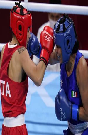 Tokio 2020: Esmeralda Falcón, primera boxeadora mexicana en JO, es eliminada