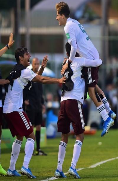 Mundial Sub 17: México derrotó 2-0 a Japón y está en cuartos de final