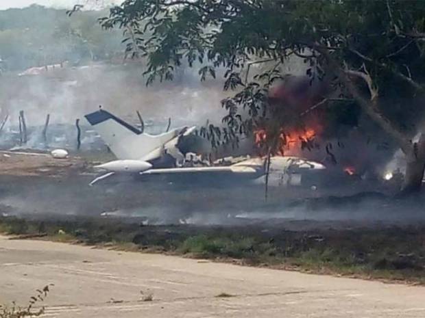 Se desploma avioneta en Tres Valles, Veracruz