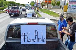FOTOS. Realizan caravana anti AMLO en Tehuacán
