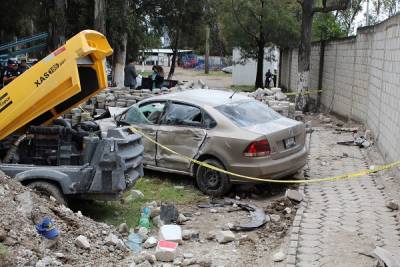 Vehículo derribó barda y mató a empleado de Agua de Puebla en la colonia Malintzi