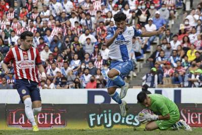 ¡Enorme! Club Puebla avanza a la liguilla tras derrotar a Chivas en penales; va contra el América