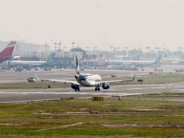 Aeropuertos mexicanos en alerta por coronavirus