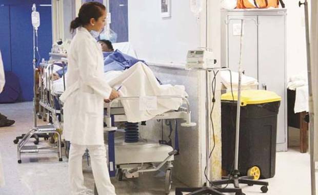 Hospitales alertan sobre muertes de pacientes por recortes de AMLO en sector salud