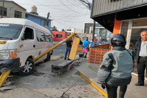 Una mujer quedó prensada en colisión de Ruta 61 y vehículo particular en Puebla