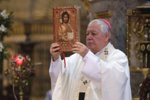 Pide arzobispo de Puebla por la paz y acabar con la ola de masacres y feminicidios