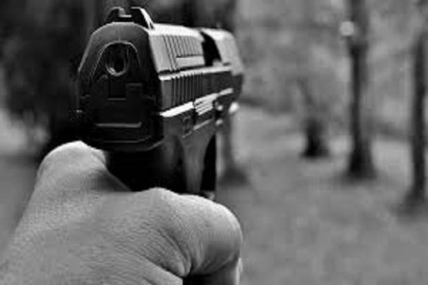 Asesinaron a balazos a una mujer afuera de su casa en Yehualtepec