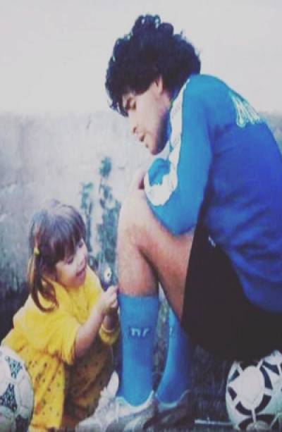Hijos de Maradona se despiden de él en redes sociales