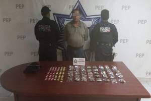 Más de 100 dosis de droga transportaba sujeto en Huauchinango, fue capturado