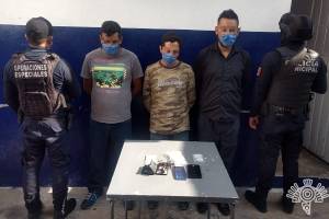 Narcotaxistas fueron capturados repartiendo droga en Tehuacán
