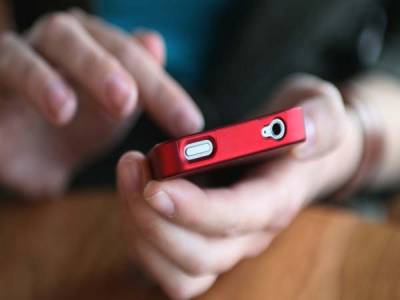 Aumenta sexting entre adolescentes durante confinamiento