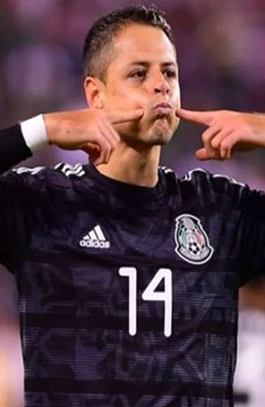 Chicharito está lejos de regresar a la Selección Mexicana