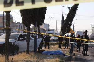 FOTOS: Un ladrón abatido y dos policías lesionados, saldo de persecución y balacera en Puebla