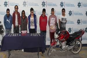 Siete narcomenudistas con más de 100 dosis de droga, detenidos en Puebla