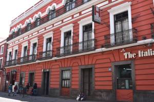 Cierran 2 hoteles del CH de Puebla por contingencia de COVID 19