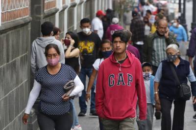 Empresarios de Puebla negarán servicio a quien no use cubrebocas