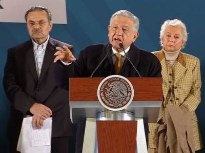 Caen tres por robo dentro de Pemex; presenta AMLO plan antihuachicol