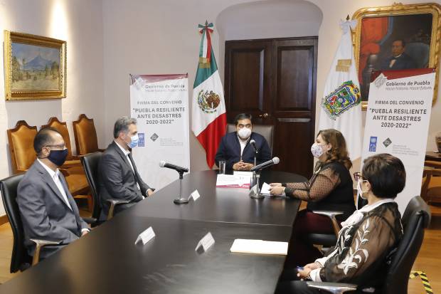 Puebla firma convenio sobre medio ambiente con PNUD