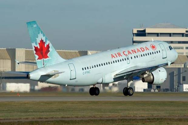 Canadá suspende vuelos a México por pandemia