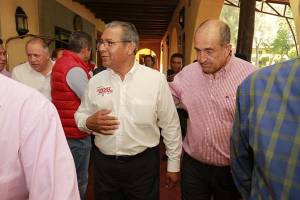 Jiménez Merino se reunió con empresarios de Tehuacán