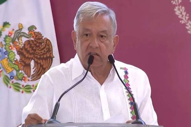 AMLO enfrenta ola de reclamos en su tierra natal; acusa a fieles de &quot;mentirosos&quot;