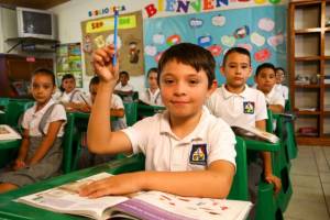 Hasta 800 mil alumnos dejarían escuelas privadas en México por crisis de COVID