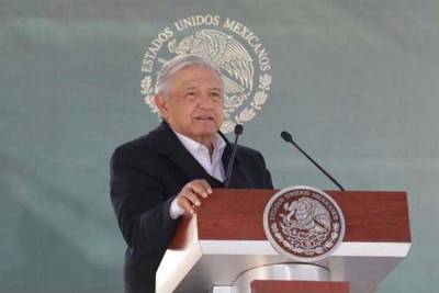 AMLO jura que vacuna contra COVID no se usará electoralmente