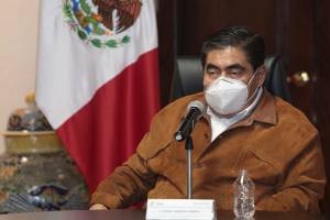 En las 6 regiones de Puebla no se reporta alza de COVID: Barbosa