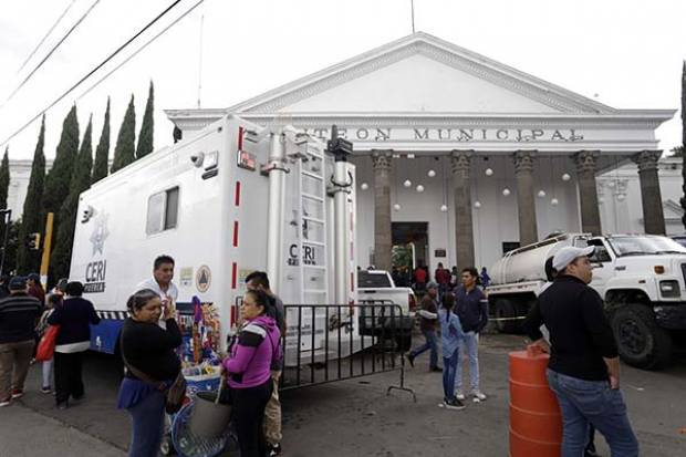 Suspenden visitas a panteones del municipio de Puebla por COVID-19