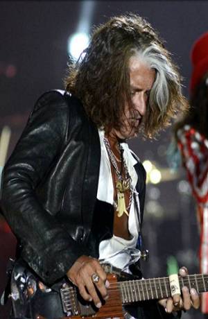 Joe Perry, guitarrista de Aerosmith, fue internado de emergencia