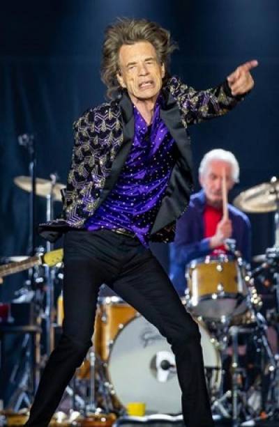 The Rolling Stones lanzaron nuevo tema &quot;Living in ghost town&quot;