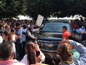 Aumentan seguridad a López Obrador tras huachimanta