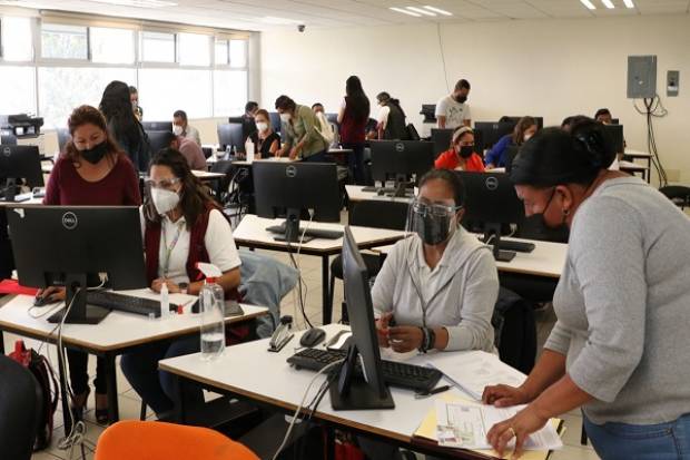 Evaluarán a docentes en Puebla para obtener incentivo económico