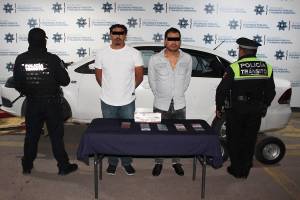 Cayó venezolano y cómplice que atracaban cuentahabientes en Puebla