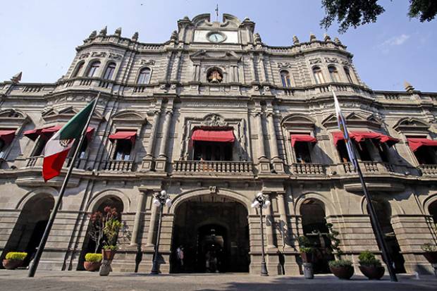 Dentro del Ayuntamiento de Puebla, dos casos de acoso sexual y cuatro laboral