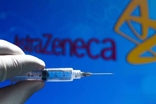 Vacuna AstraZeneca, segura para mayores de 65: OMS